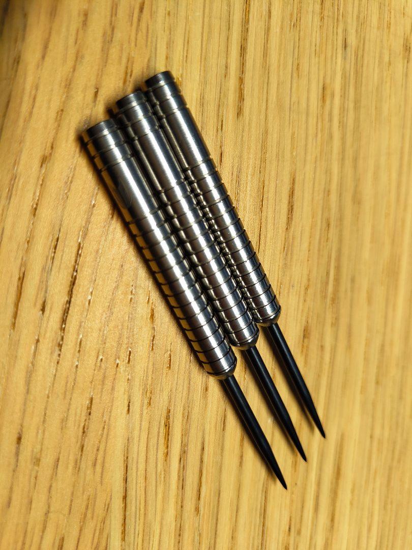 エイドリアンルイス　g4　ハードダーツ　22g