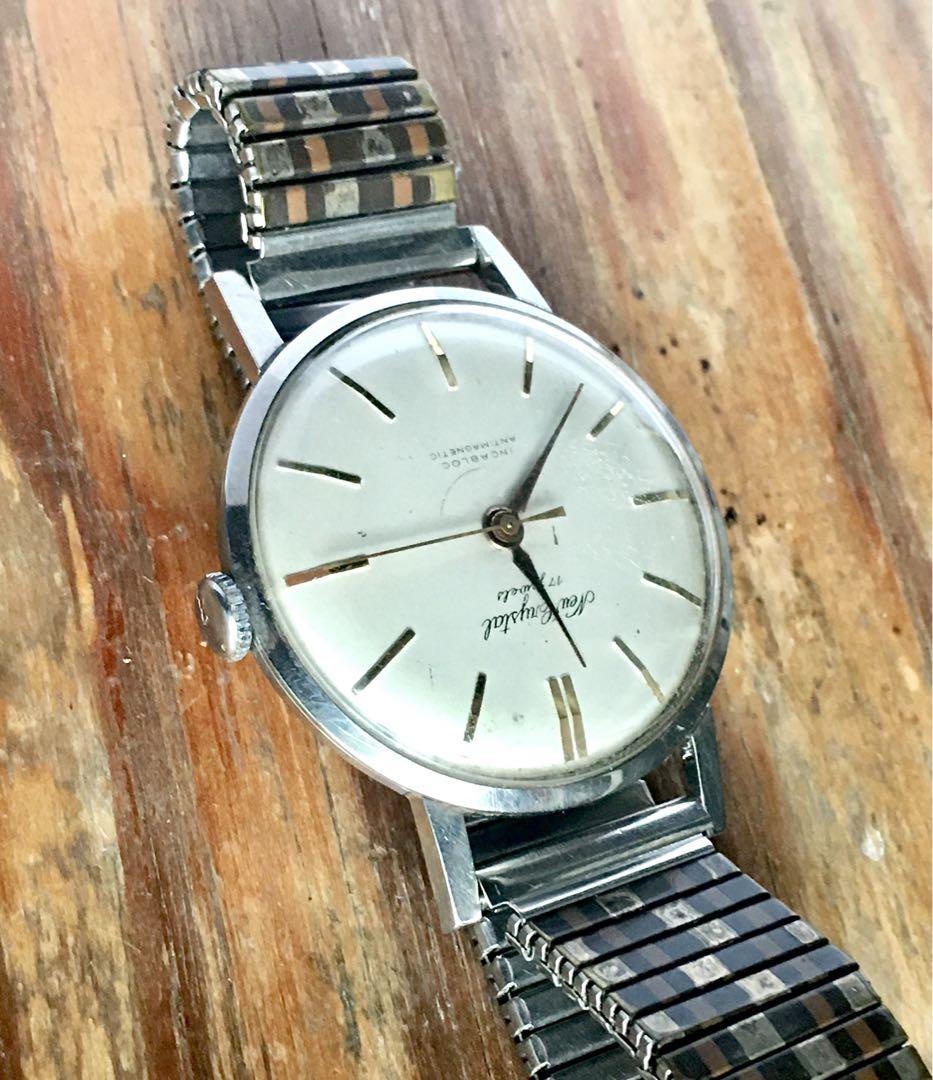 Swiss New Cristal 17 jewels 手巻き　稼働品