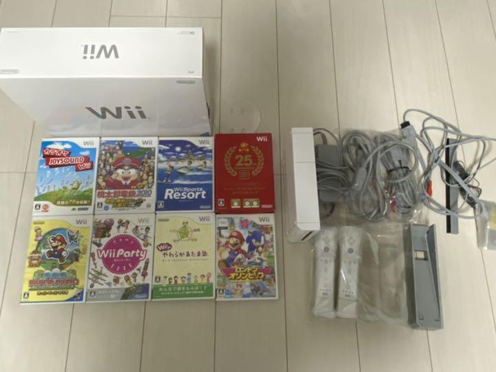注目の福袋をピックアップ Wii本体とソフト8本 桃鉄有り ウィー
