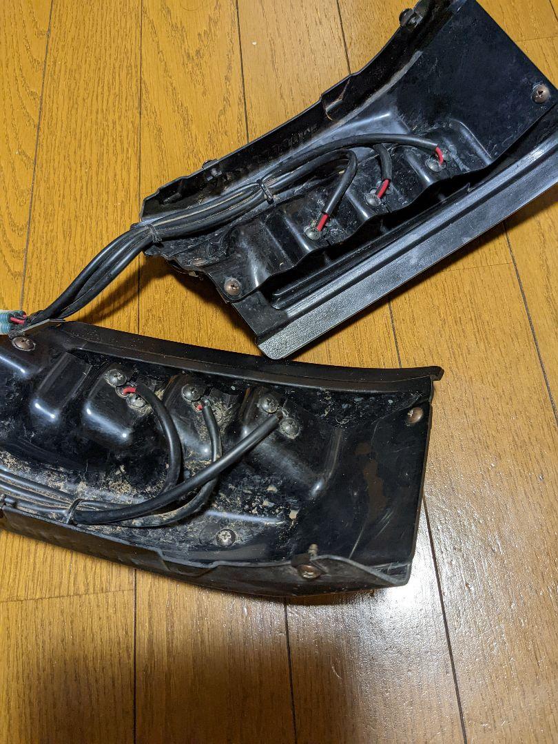 ハイエース２００系モデリスタ　デイライト３連　取り外し品