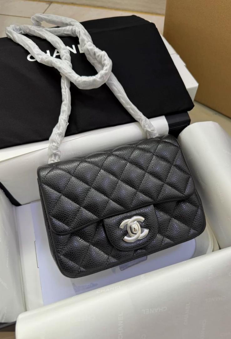 CHAN** ミニチェーンショルダーバッグ ブラック 25,000円