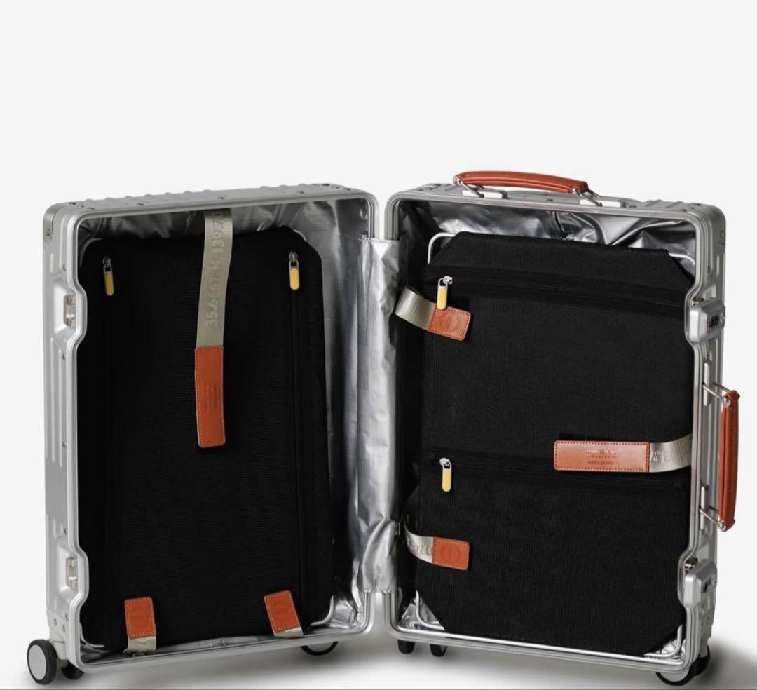 イノベーター　新品　アルミスーツケース　新モデル　機内持ち込み　36リットル