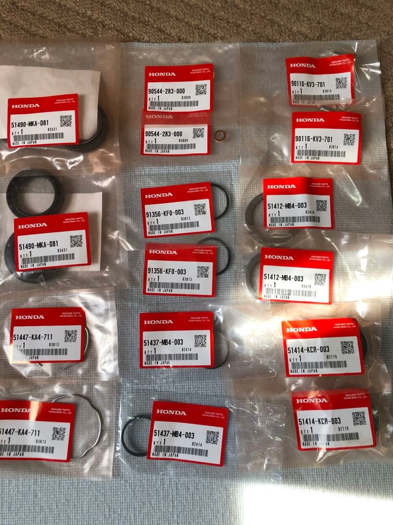 ホンダ フロントフォークオーバーホール用 シール類 8点 DN-01等