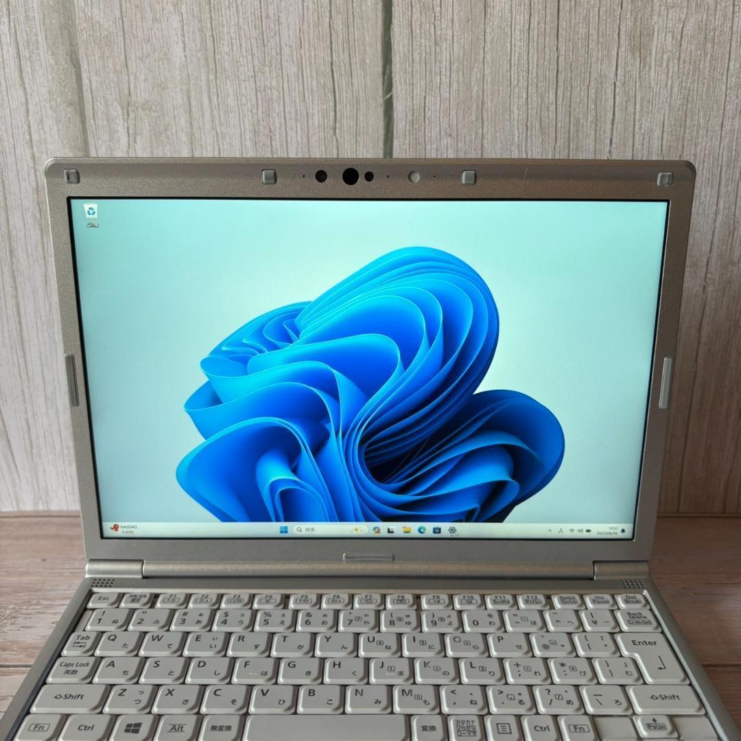 【☆即使用可能☆国産PC☆】レッツノート　i5　SSD256G　8G　オフィス 早い者勝ち❗国産人気❗】レッツノート⭐i5⭐SSD256G⭐8G
