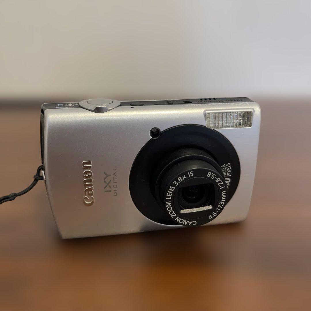 3712 Canon IXY 910 IS シルバー ジャンク品 デジカメ