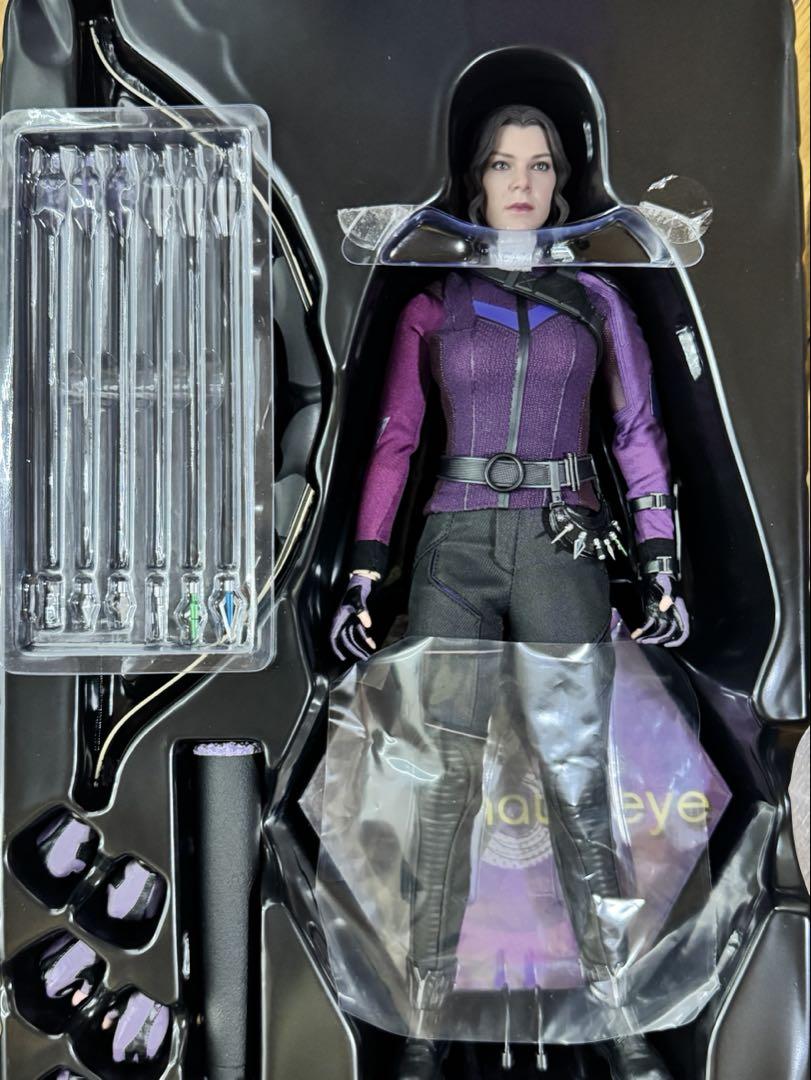MARVEL Hawkeye Kate Bishop フィギュア Amazon.com: TV Masterpiece Hawkeye Kate Bishop TMS074 1/6