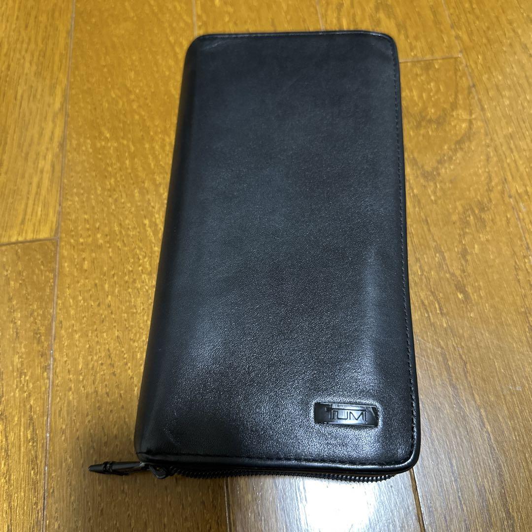 さらに！お値下げ中⭐︎【TUMI】ネイビー 長財布 - メルカリ