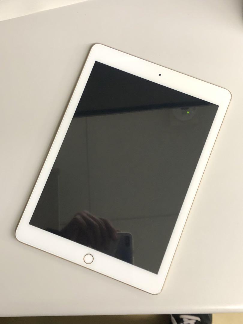 iPad 第5世代 32GB Wifiバッテリー83%本体のみ iPad 第5世代 32GB Wifiバッテリー83%本体のみ
