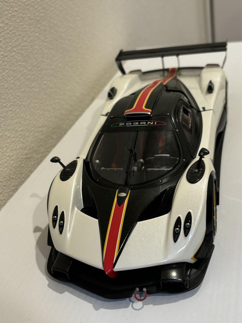 絶版】 AUTOArt パガーニ ゾンダR ダイキャスト 1/18 - メルカリ 絶版】 AUTOArt パガーニ ゾンダR ダイキャスト 1/18 - メルカリ