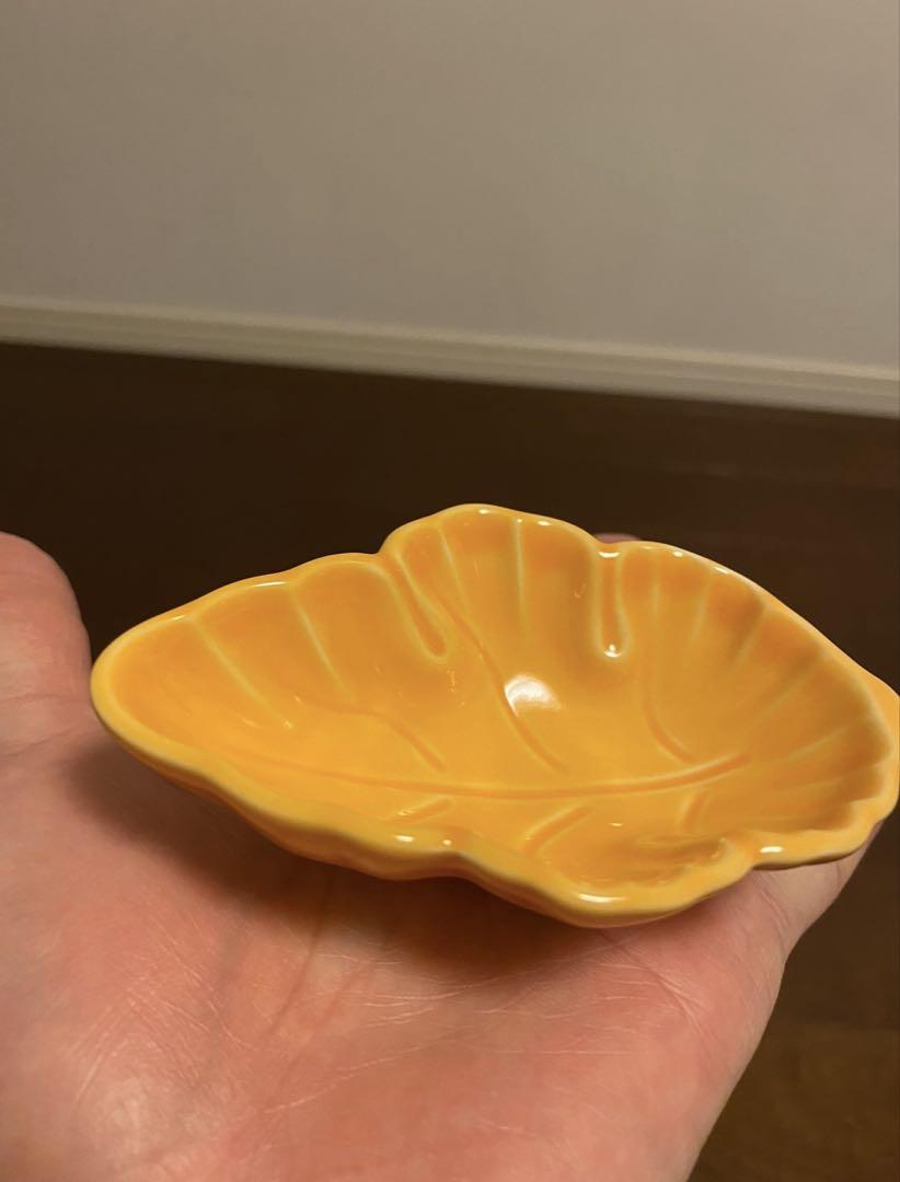 珍味入れ　濃黄釉菊葉型千代口 10個　新品未使用