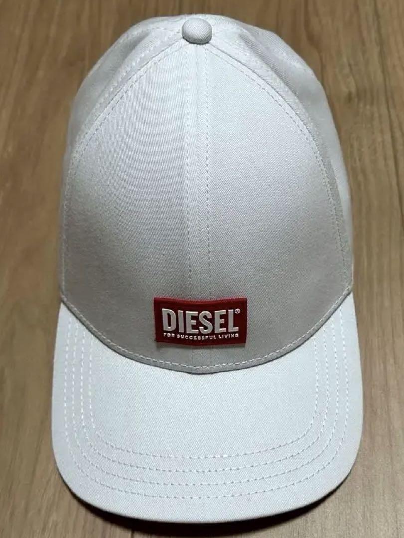 DIESEL ホワイトキャップ ロゴ入り