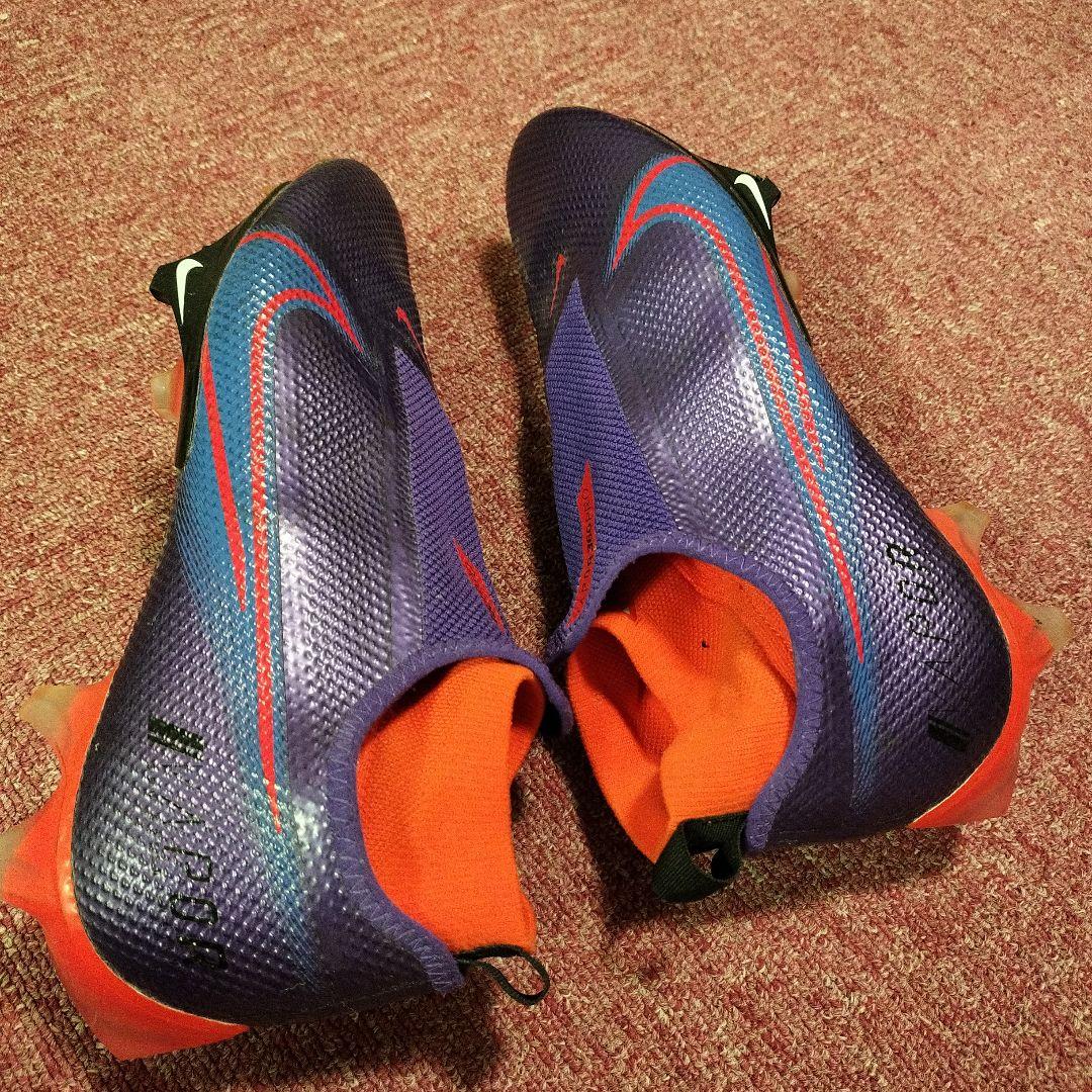 やぁ  Nike サッカーシューズ スパイク ネイビー/オレンジ
