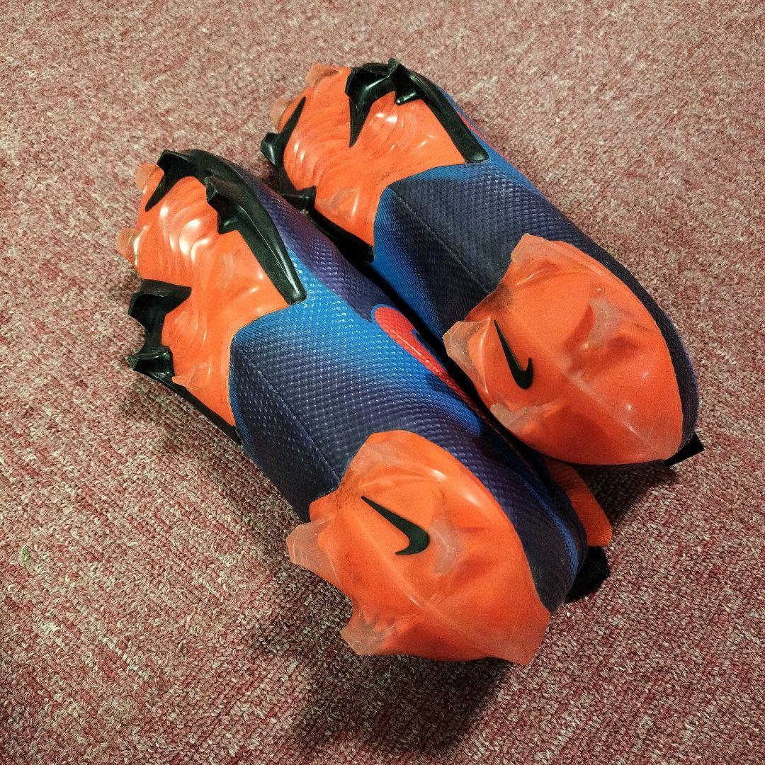 やぁ  Nike サッカーシューズ スパイク ネイビー/オレンジ