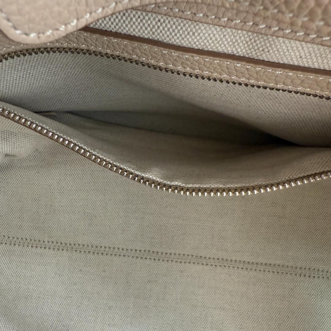 ✨美品✨ TOD'S トッズ 2WAY ショルダーバッグ イタリア製 レザー ✨美品✨ TOD'S トッズ 2WAY ショルダーバッグ イタリア製 レザー