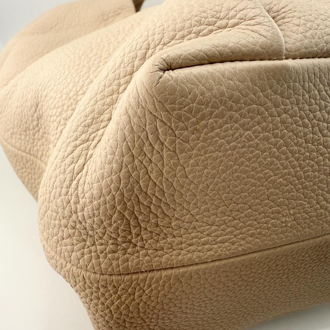 ✨美品✨ TOD'S トッズ 2WAY ショルダーバッグ イタリア製 レザー ✨美品✨ TOD'S トッズ 2WAY ショルダーバッグ イタリア製 レザー