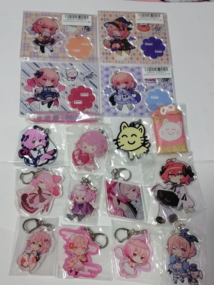nqrse なるせ XYZ活動時の缶バッジ アクスタまとめ nqrse なるせ XYZ活動時のアクキー アクスタまとめ - メルカリ