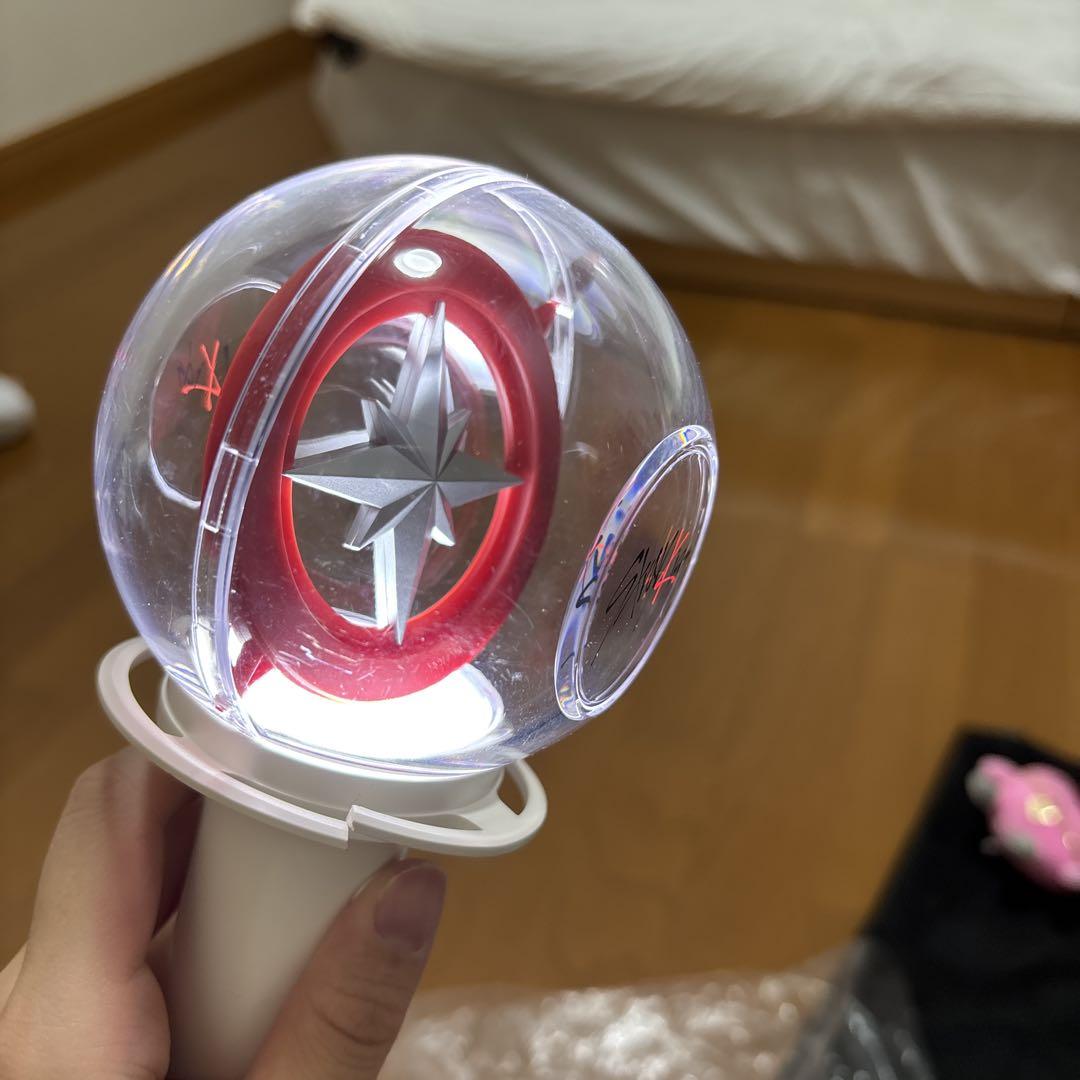 Stray Kids ペンライト セット Stray Kids OFFICIAL LIGHT STICK VER.2 – JYP JAPAN ONLINE STORE