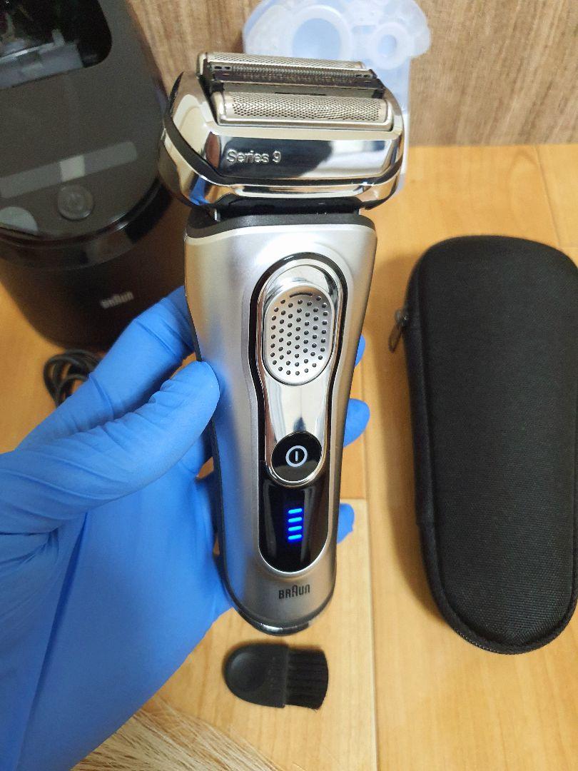 Braun Series 9 9090ccメンズ電気シェーバー