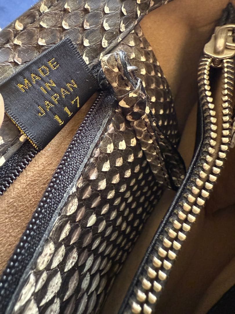 JRA ZAO 高級 パイソン ショルダーバッグ ヘビ革 トートバッグ JRA ZAO 高級 パイソン ショルダーバッグ ヘビ革 トートバッグ