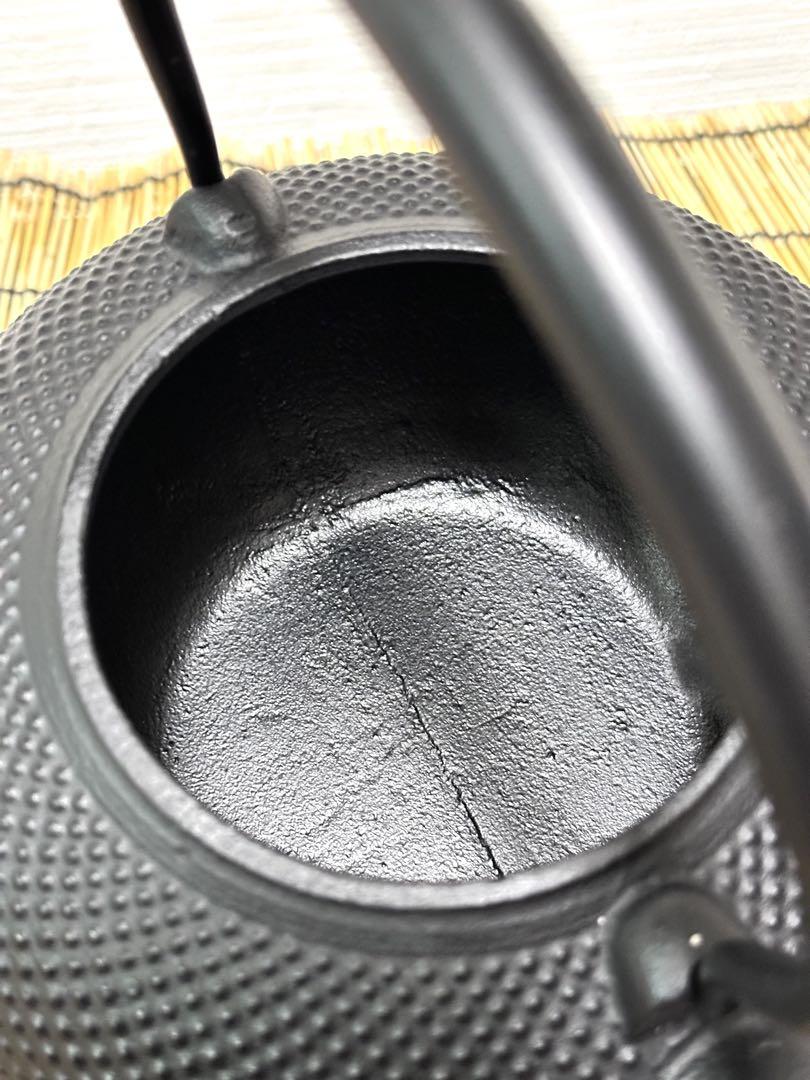 未使用品　南部運南堂鍋元造　１３型アラレ　南部鉄瓶　南部鉄器　調理器具　鉄瓶