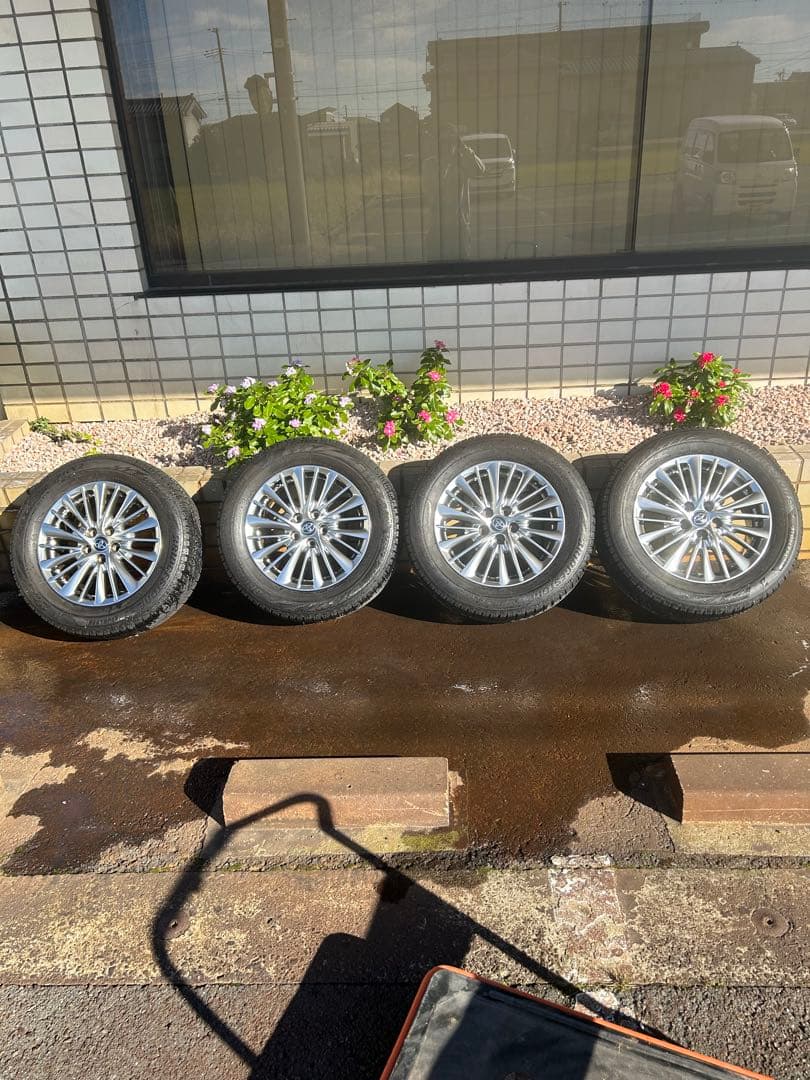 225/60r17 30アルファード純正 スタッドレスホイールセット