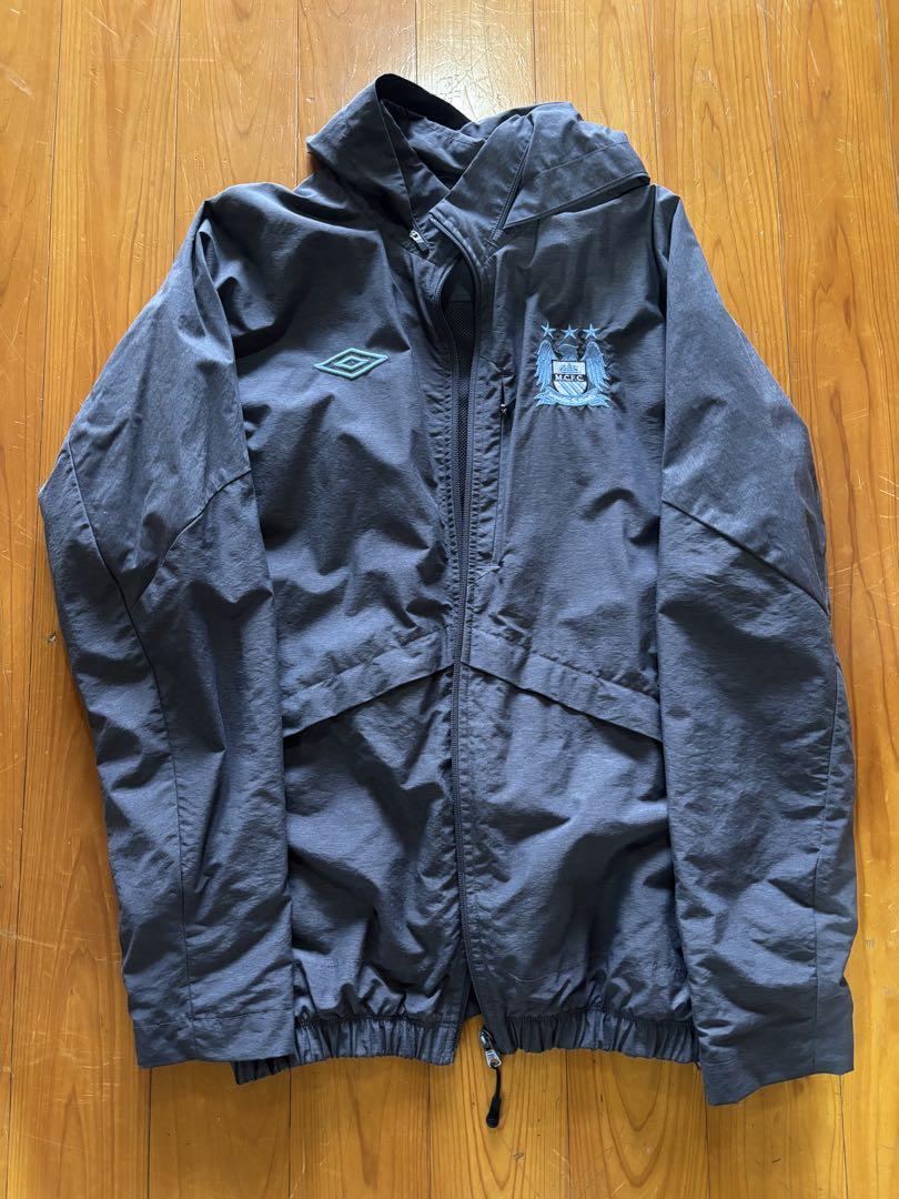 アンブロ マンチェスターシティManchester City ウィンドブレーカー