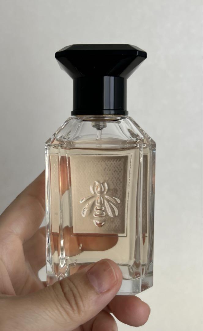 ス*ク様 GUERLAIN EAU DE CASHMERE