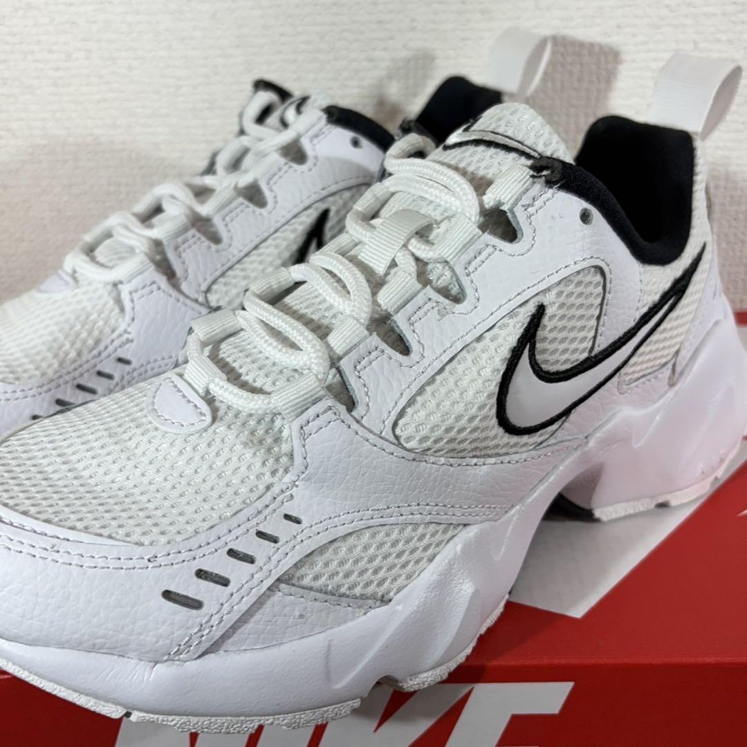 靴 23.5cm NIKE WMNS AIR HEIGHTS CI0603-102