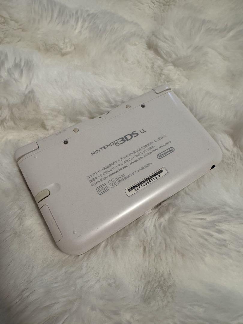 3DSLL本体・タッチペン