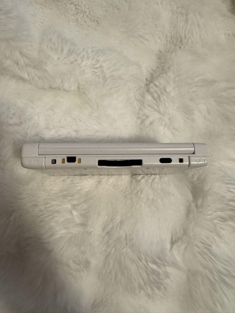 3DSLL本体・タッチペン