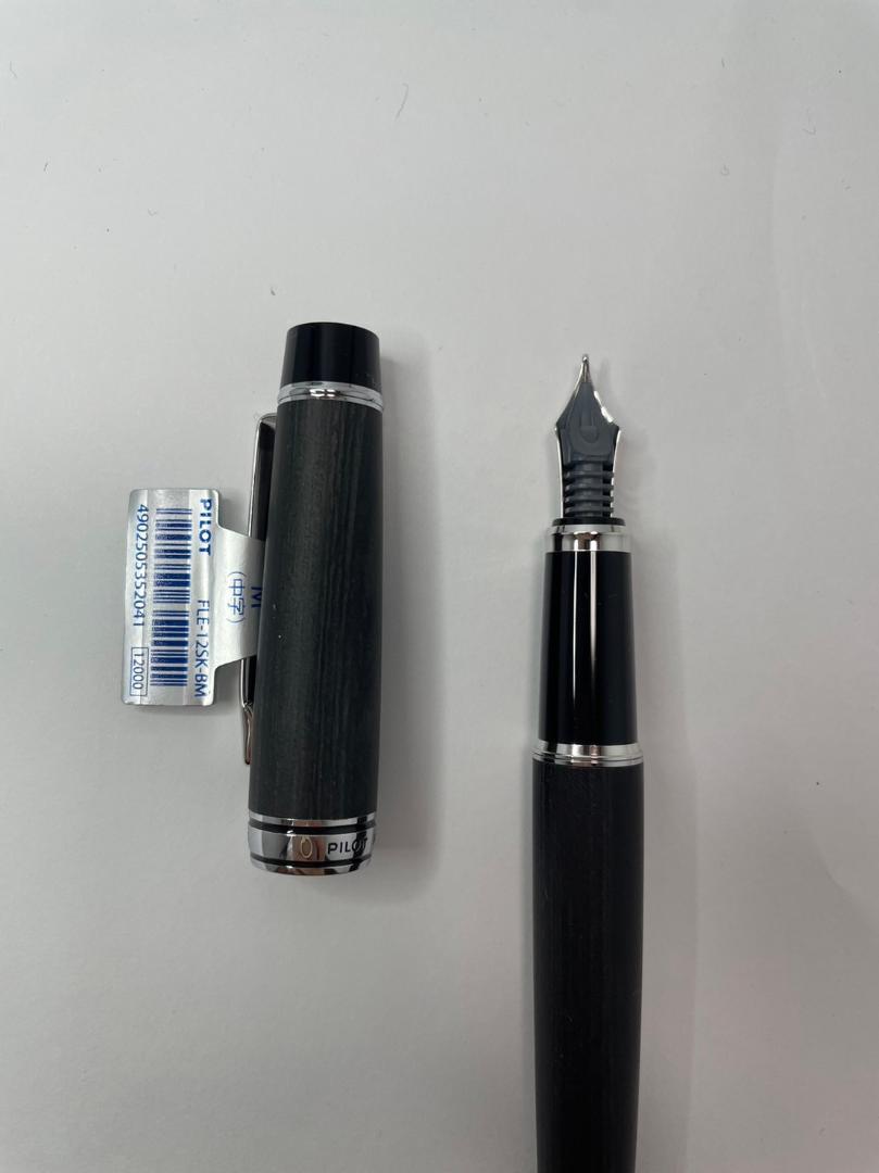 【美品】PILOT パイロット LEGNO 89s ブラック （黒）中字（M）