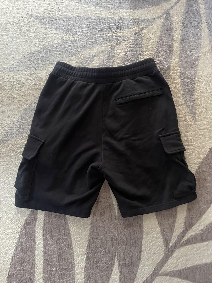 PALACE 黒 ショートパンツ