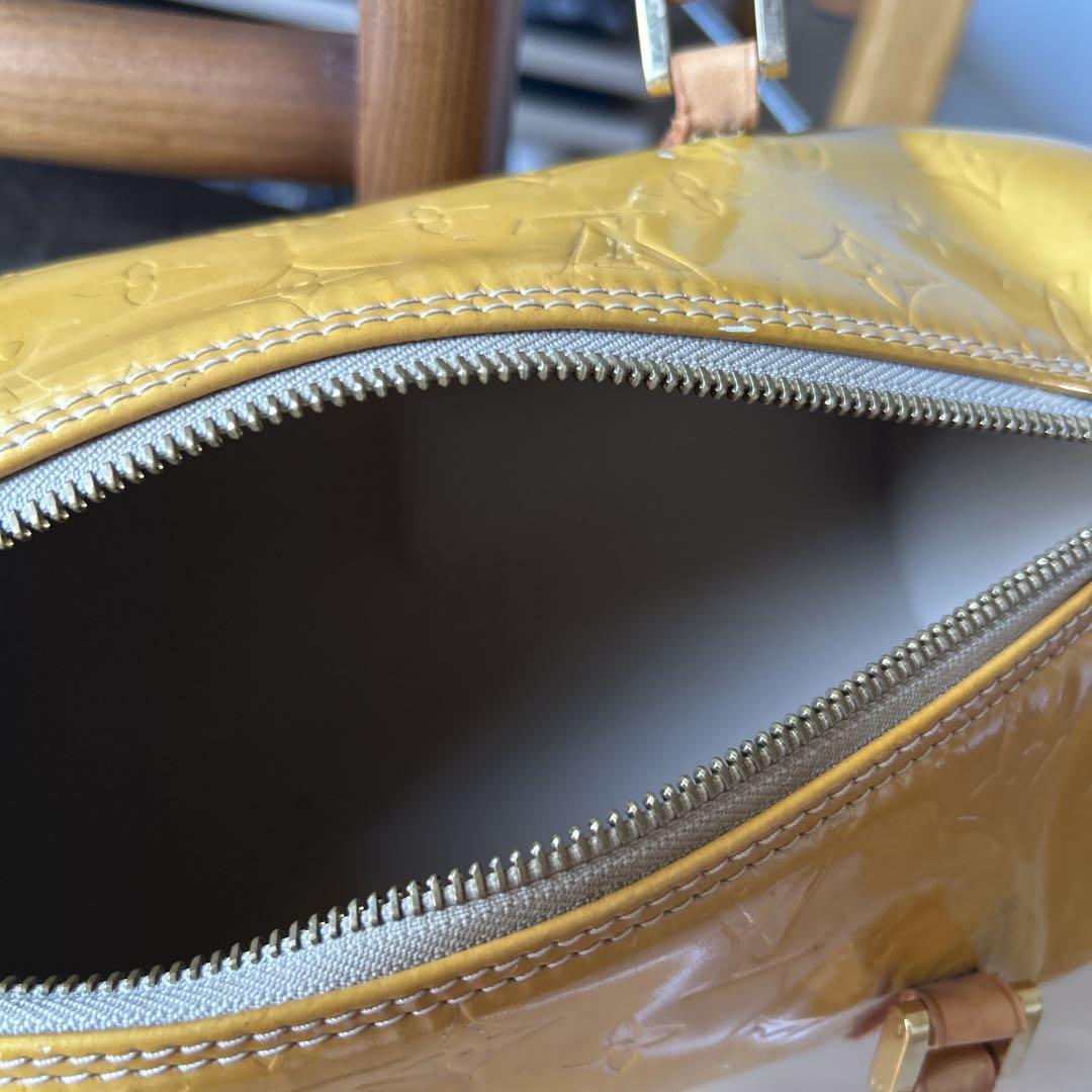 ぺ*ん様 LOUIS VUITTON ルイ・ヴィトン ヴェルニ　パピヨンシリアル LOUIS VUITTON ルイ・ヴィトン ヴェルニ パピヨンシリアル番号