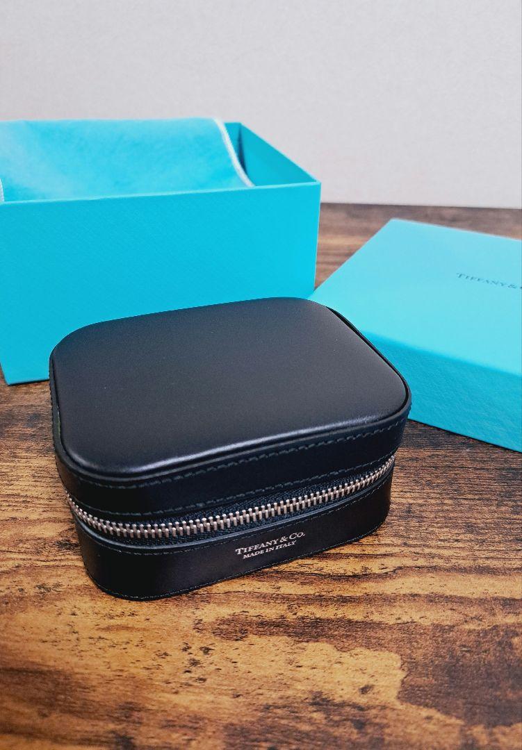 Tiffany & Co. ジュエリーケース　丸型　レザー TIFFANY&Co. 未使用品 Tiffany & Co ティファニー ジュエリー