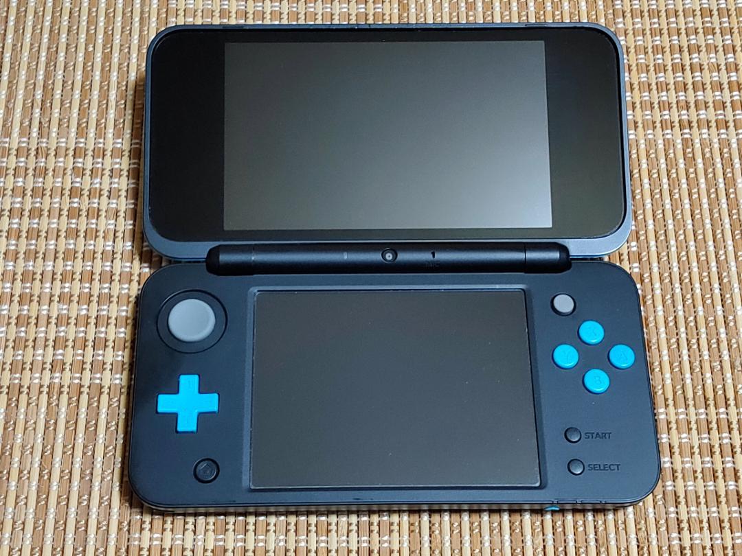 本体 New2DSLL ブラック×ターコイズ A