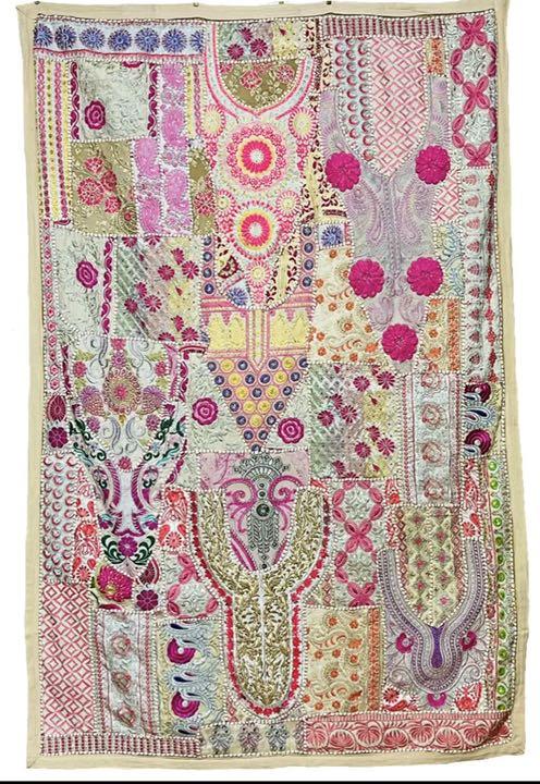 インド ビンテージ サリー パッチワーク 壁掛け タペストリー 刺繍