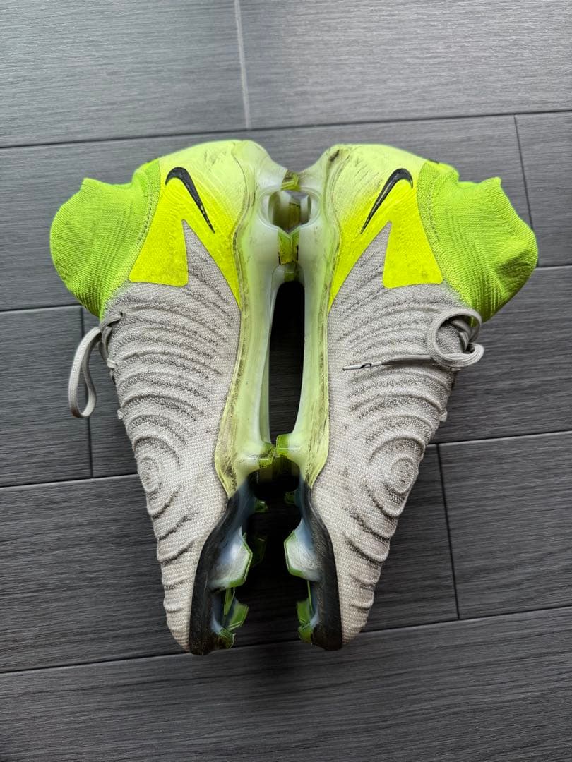 ナイキ ファントムルナ2 エリート