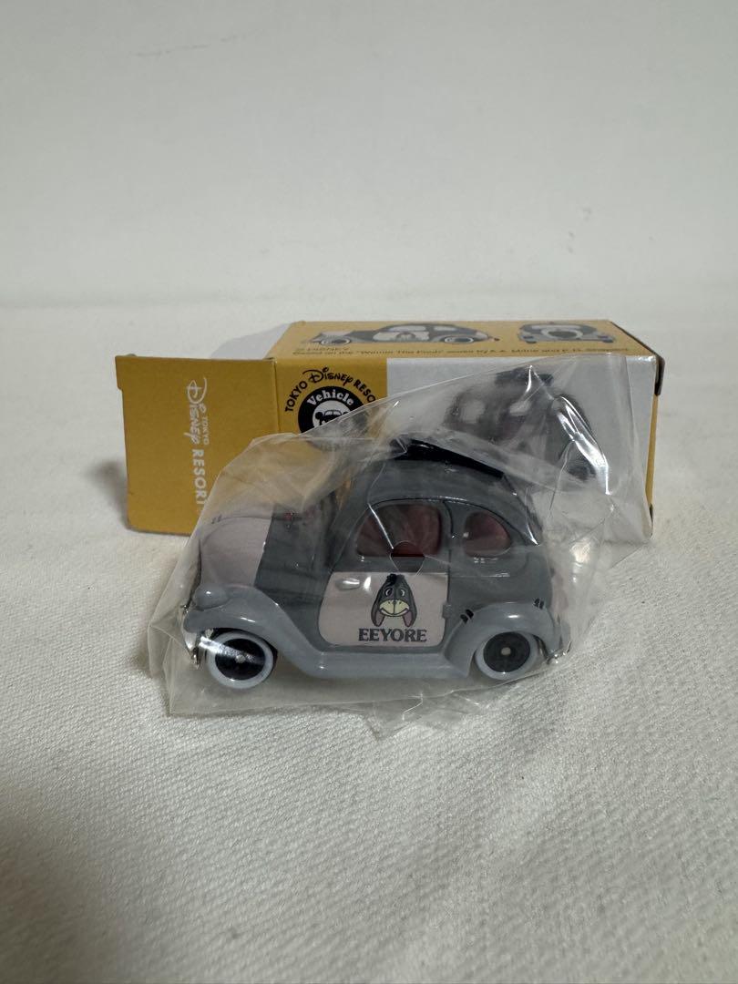 新品　トミカ　ディズニーリゾート イーヨーのクラシックカー