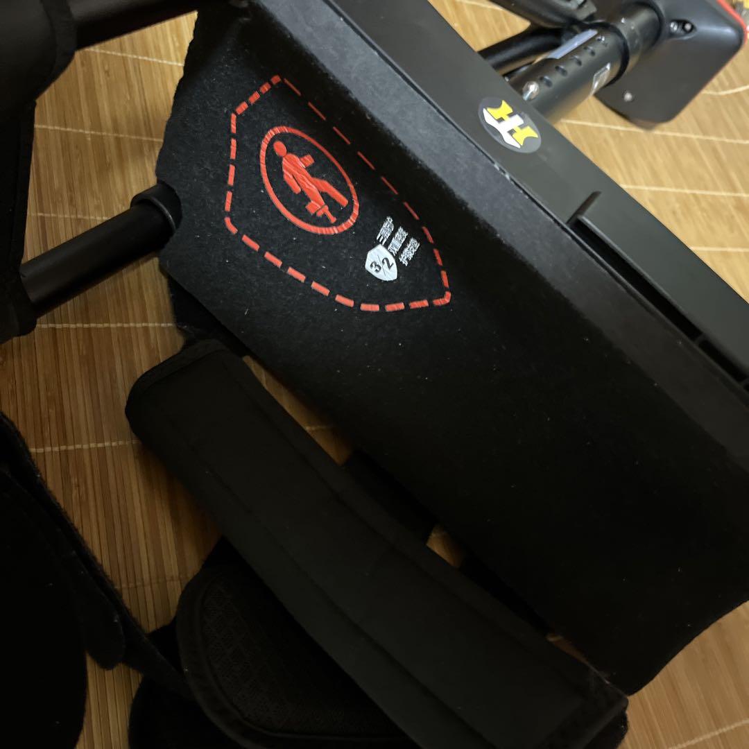 ハンズフリー松葉杖　歩行補助具
