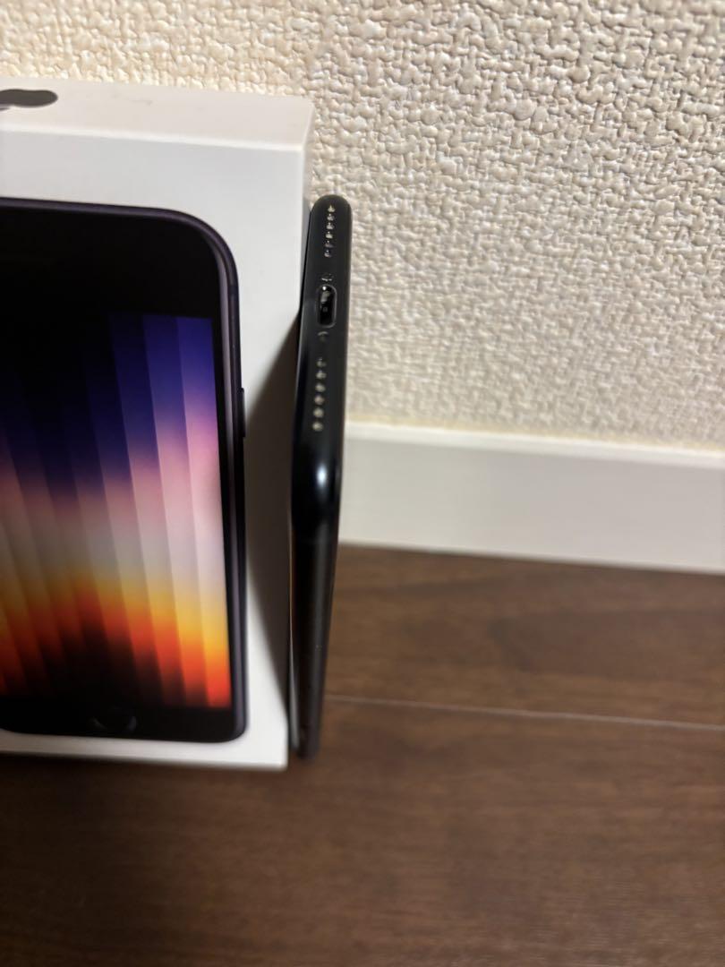 美品 iPhone SE 3 第三世代 256GB SIMフリー ブラック Amazon | 【整備済み品】 Apple iPhone SE（第3世代） 256GB