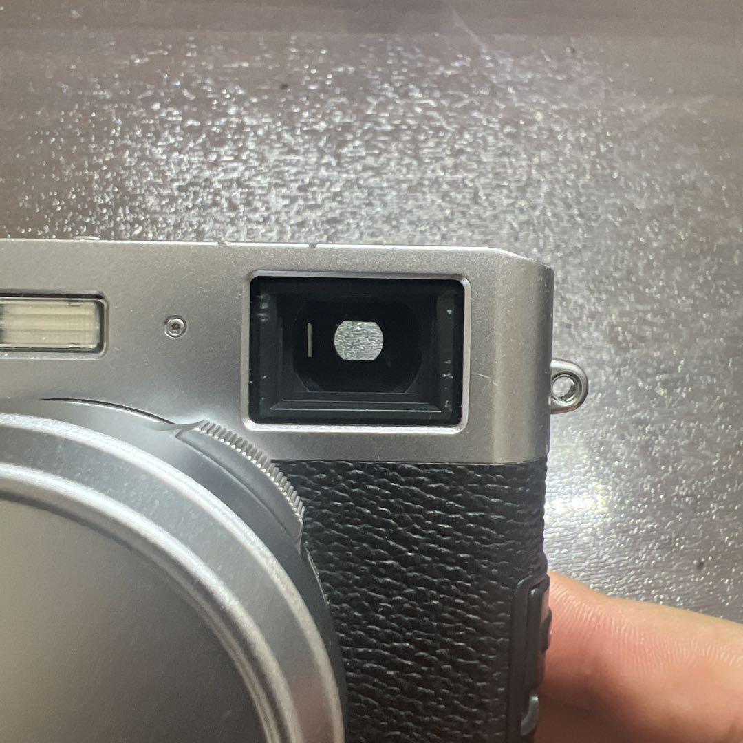 FUJIFILM X100F シルバー【※EVF使用時難有り】