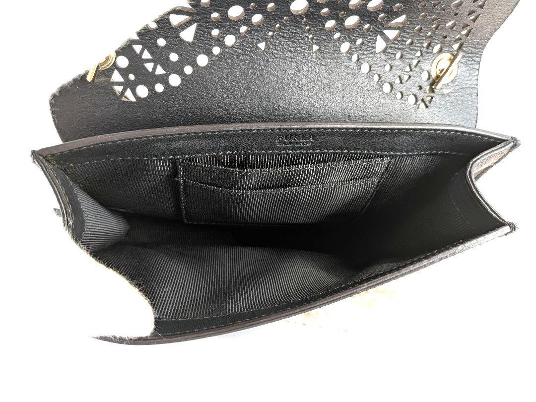 美品 FURLA フルラ メトロポリス レザー カットワーク クロス