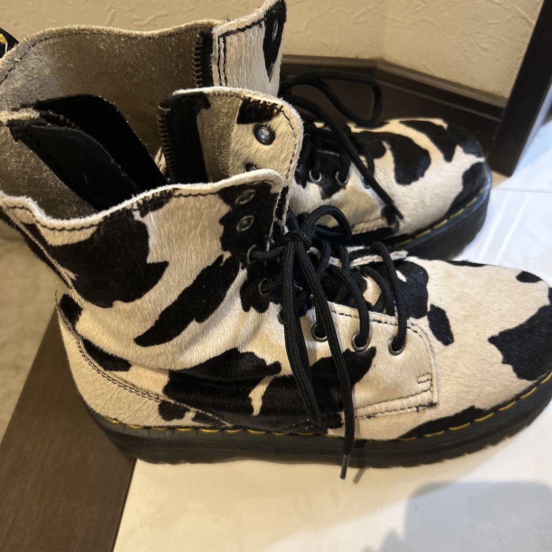 Dr. Martens　Jadon Cow Print Hair On