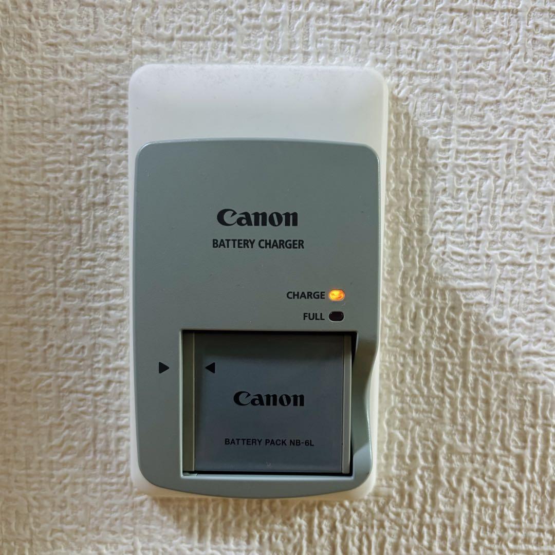 Canon IXY Digital 980 IS ゴールド　充電器　バッテリー他