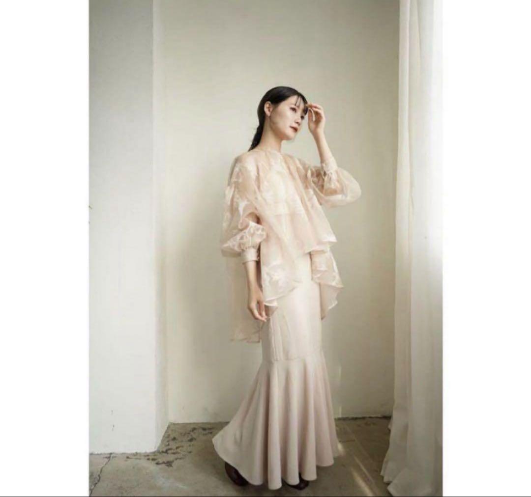 【新品未使用】Acka sheer over flare blouse sheer over flare blouse – Acka online store
