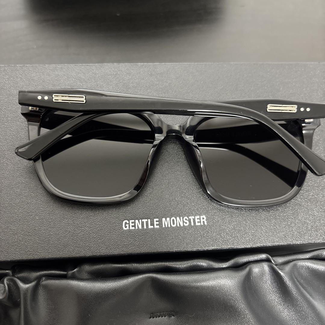 GENTLE MONSTER ブラックサングラス PALETTE - メルカリ
