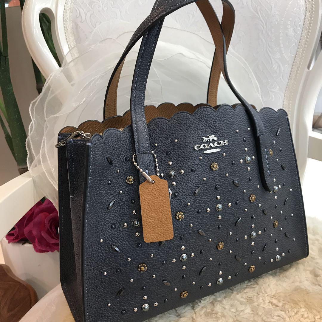 ライン】 COACH コーチ チャーリー キャリーオールの通販 by papy 直販割引品 コーチ チャーリーキャリーオール トートバッグ ハンドバッグ