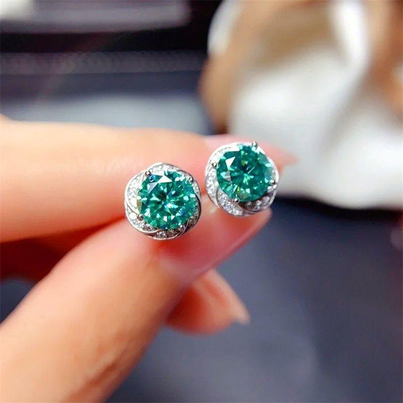 ピアス