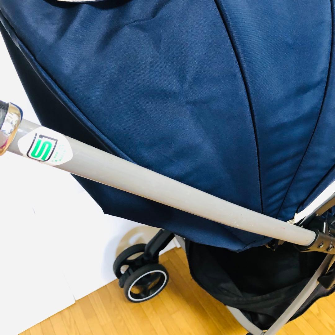 【人気】アップリカ　ベビーカーラクーナソファークッション　A型　両対面　軽量