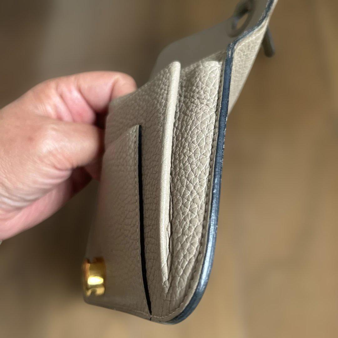 美品！エルメス　ドゴン長財布